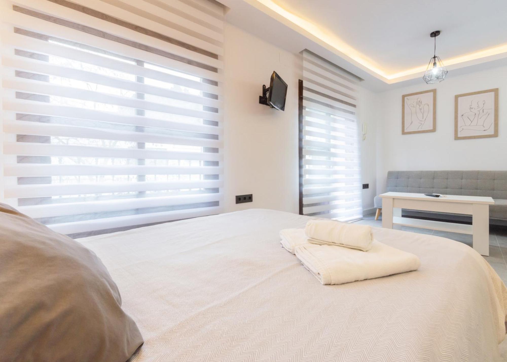 Dos Al Lado De La Alhambra, En Pleno Centro Apartament Granada